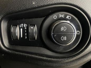 JEEP RENEGADE 1.0 GSE T3 Longitude SUV 5dr Petrol Manual Euro 6 (s/s) (120 ps)