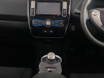 NISSAN LEAF 24kWh Acenta Hatchback 5dr Electric Auto (107 bhp)