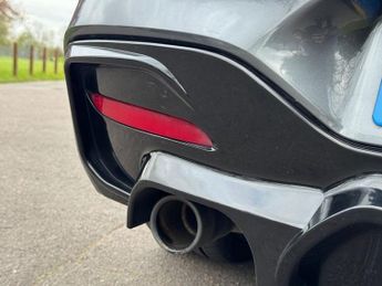 BMW 1 SERIES 1.5 118i GPF M Sport Shadow Edition Hatchback 5dr Petrol Auto Eu