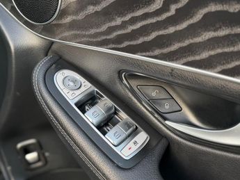 MERCEDES-BENZ GLC 2.1 GLC220d AMG Line Coupe 5dr Diesel G-Tronic+ 4MATIC Euro 6 (s