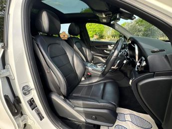 MERCEDES-BENZ GLC 2.1 GLC220d AMG Line (Premium) SUV 5dr Diesel G-Tronic+ 4MATIC E