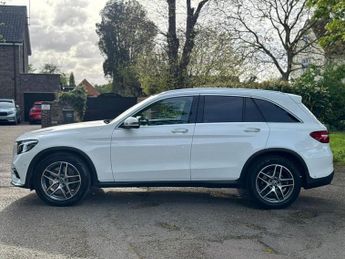 MERCEDES-BENZ GLC 2.1 GLC220d AMG Line (Premium) SUV 5dr Diesel G-Tronic+ 4MATIC E