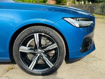 VOLVO S90 2.0h T8 Twin Engine 10.4kWh R-Design Pro Saloon 4dr Petrol Plug-