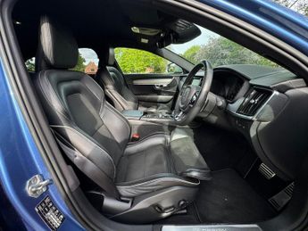 VOLVO S90 2.0h T8 Twin Engine 10.4kWh R-Design Pro Saloon 4dr Petrol Plug-