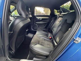 VOLVO S90 2.0h T8 Twin Engine 10.4kWh R-Design Pro Saloon 4dr Petrol Plug-