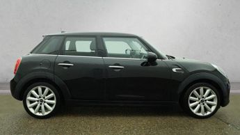 MINI HATCH 1.5 Cooper Hatchback 5dr Petrol Auto Euro 6 (s/s) (136 ps)