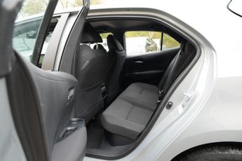 TOYOTA COROLLA 1.8 VVT-h GPF Icon Tech Hatchback 5dr Petrol Hybrid CVT Euro 6 (