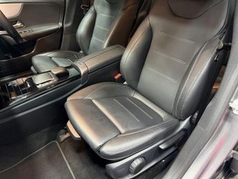 MERCEDES-BENZ CLA 1.3 CLA250e 15.6kWh AMG Line (Premium) Coupe 4dr Petrol Plug-in 