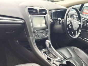 FORD MONDEO 2.0T EcoBoost Titanium Hatchback 5dr Petrol Auto Euro 6 (s/s) (2