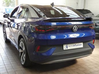 VOLKSWAGEN ID.5 Pro Performance 77kWh Style SUV 5dr Electric Auto (204 ps)