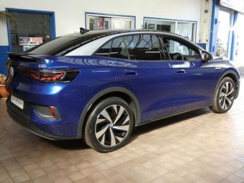 VOLKSWAGEN ID.5 Pro Performance 77kWh Style SUV 5dr Electric Auto (204 ps)
