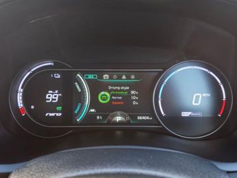 KIA NIRO 64kWh First Edition SUV 5dr Electric Auto (201 bhp)