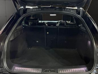 LAND ROVER RANGE ROVER VELAR 2.0 D180 R-Dynamic S SUV 5dr Diesel Auto 4WD Euro 6 (s/s) (180 p