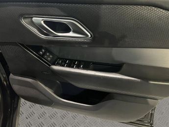 LAND ROVER RANGE ROVER VELAR 2.0 D180 R-Dynamic S SUV 5dr Diesel Auto 4WD Euro 6 (s/s) (180 p