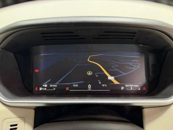 LAND ROVER RANGE ROVER SPORT 3.0 SD V6 HSE SUV 5dr Diesel Auto 4WD Euro 6 (s/s) (306 ps)