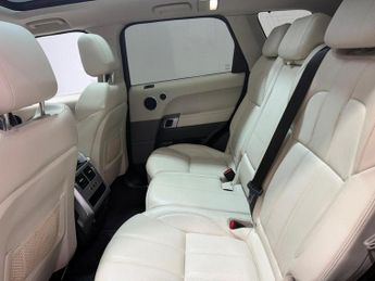 LAND ROVER RANGE ROVER SPORT 3.0 SD V6 HSE SUV 5dr Diesel Auto 4WD Euro 6 (s/s) (306 ps)