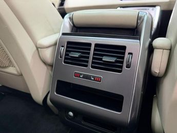 LAND ROVER RANGE ROVER SPORT 3.0 SD V6 HSE SUV 5dr Diesel Auto 4WD Euro 6 (s/s) (306 ps)