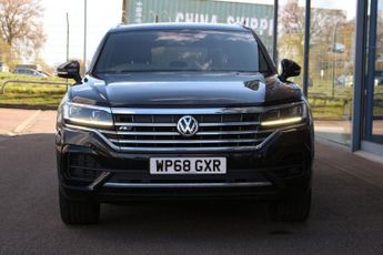 VOLKSWAGEN TOUAREG 3.0 TDI V6 R-Line SUV 5dr Diesel Tiptronic 4Motion Euro 6 (s/s) 