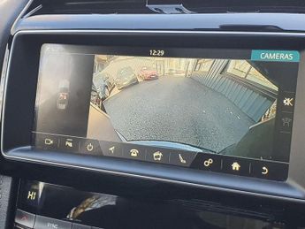 JAGUAR F-PACE 2.0 D180 R-Sport SUV 5dr Diesel Auto AWD Euro 6 (s/s) (180 ps)