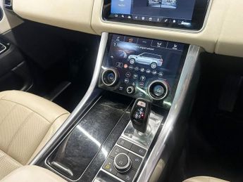 LAND ROVER RANGE ROVER SPORT 2.0 P400e 13.1kWh HSE Silver SUV 5dr Petrol Plug-in Hybrid Auto 