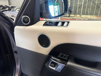 LAND ROVER RANGE ROVER SPORT 2.0 P400e 13.1kWh HSE Silver SUV 5dr Petrol Plug-in Hybrid Auto 