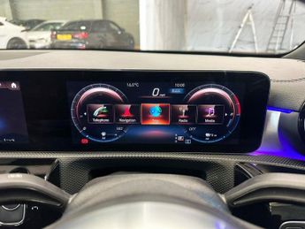 MERCEDES-BENZ CLA 1.3 CLA250e 15.6kWh AMG Line (Premium) Coupe 4dr Petrol Plug-in 