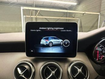 MERCEDES-BENZ 180 1.6 GLA180 Urban Edition SUV 5dr Petrol 7G-DCT Euro 6 (s/s) (122
