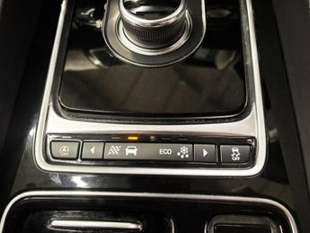 JAGUAR F-PACE 2.0 D180 R-Sport SUV 5dr Diesel Auto AWD Euro 6 (s/s) (180 ps)