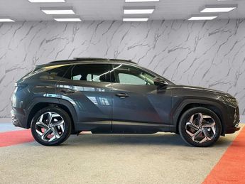 HYUNDAI TUCSON 1.6 h T-GDi 13.8kWh Ultimate SUV 5dr Petrol Plug-in Hybrid Auto 