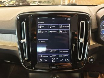 VOLVO XC40 1.5h T5 Twin Engine Recharge 10.7kWh Inscription Pro SUV 5dr Pet