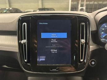 VOLVO XC40 1.5h T4 Recharge 10.7kWh Core SUV 5dr Petrol Plug-in Hybrid Auto