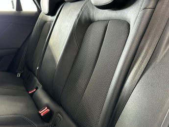 AUDI Q2 2.0 TDI S line SUV 5dr Diesel S Tronic quattro Euro 6 (s/s) (150