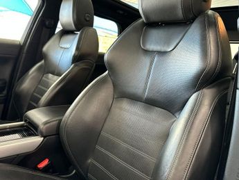 LAND ROVER RANGE ROVER EVOQUE 2.0 TD4 HSE Dynamic SUV 5dr Diesel Auto 4WD Euro 6 (s/s) (180 ps