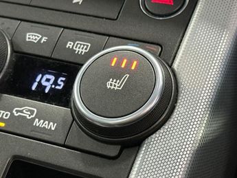 LAND ROVER RANGE ROVER EVOQUE 2.0 TD4 HSE Dynamic SUV 5dr Diesel Auto 4WD Euro 6 (s/s) (180 ps