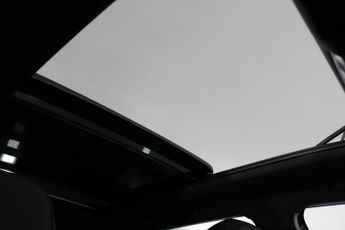 VOLKSWAGEN TIGUAN 2.0 TDI R-Line SUV 5dr Diesel DSG 4Motion Euro 6 (s/s) (150 ps)