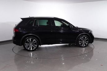 VOLKSWAGEN TIGUAN 2.0 TDI R-Line SUV 5dr Diesel DSG 4Motion Euro 6 (s/s) (150 ps)