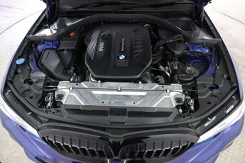 BMW 3 SERIES 3.0 330d M Sport Auto Euro 6 (s/s) 4dr