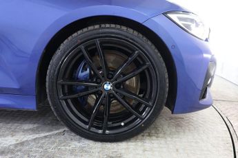 BMW 3 SERIES 3.0 330d M Sport Auto Euro 6 (s/s) 4dr