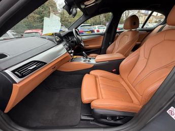 BMW 5 SERIES 2.0 520d M Sport Saloon 4dr Diesel Auto Euro 6 (s/s) (190 ps)