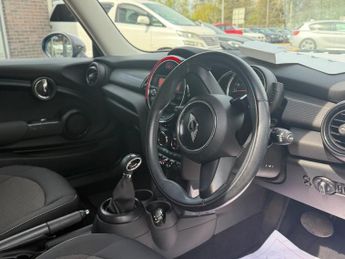 MINI HATCH 1.5 Cooper Hatchback 3dr Petrol Auto Euro 6 (s/s) (136 ps)
