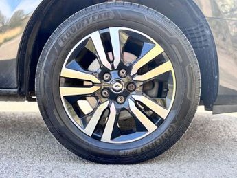 RENAULT TRAFIC 2.0 dCi Blue LL30 Sport+ Crew Van Double Cab 6dr Diesel EDC L2 H