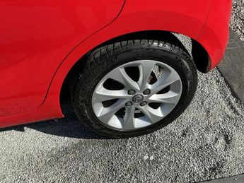 VAUXHALL VIVA 1.0i SL Hatchback 5dr Petrol Easytronic Euro 6 (75 ps)