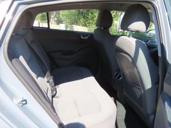 HYUNDAI IONIQ 38.3kWh Premium Hatchback 5dr Electric Auto (136 ps)