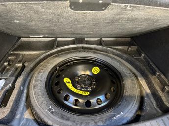 FORD KUGA 2.0 TDCi EcoBlue Zetec SUV 5dr Diesel Powershift AWD Euro 6 (s/s