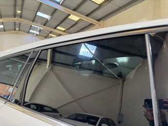 FORD KUGA 2.0 TDCi EcoBlue Zetec SUV 5dr Diesel Powershift AWD Euro 6 (s/s