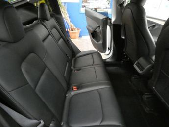 TESLA MODEL Y SUV 5dr Electric Auto RWD (346 ps)