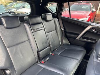 TOYOTA RAV4 2.5 VVT-h Excel SUV 5dr Petrol Hybrid 4WD Auto Euro 6 (s/s) (Saf