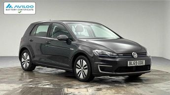 Volkswagen Golf 35.8kWh e-Golf Hatchback 5dr Electric Auto (136 ps)
