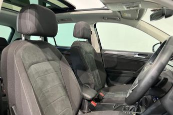 VOLKSWAGEN TIGUAN 1.5 TSI Elegance SUV 5dr Petrol DSG Euro 6 (s/s) (150 ps) Panora