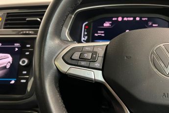 VOLKSWAGEN TIGUAN 1.5 TSI Elegance SUV 5dr Petrol DSG Euro 6 (s/s) (150 ps) Panora